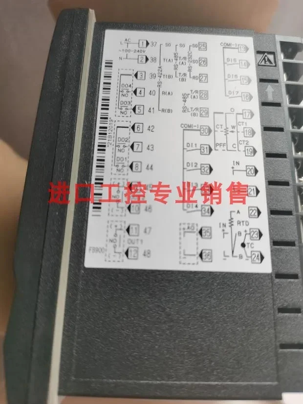일본은 화학적 RKC 온도조절기 FB900-8N-4x4NN5/A1-F801/Y를 했습니다.