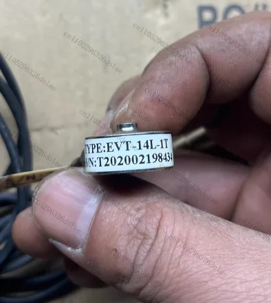 1개 EVT-14L-1T 초음파 압력센서 리퍼 완료