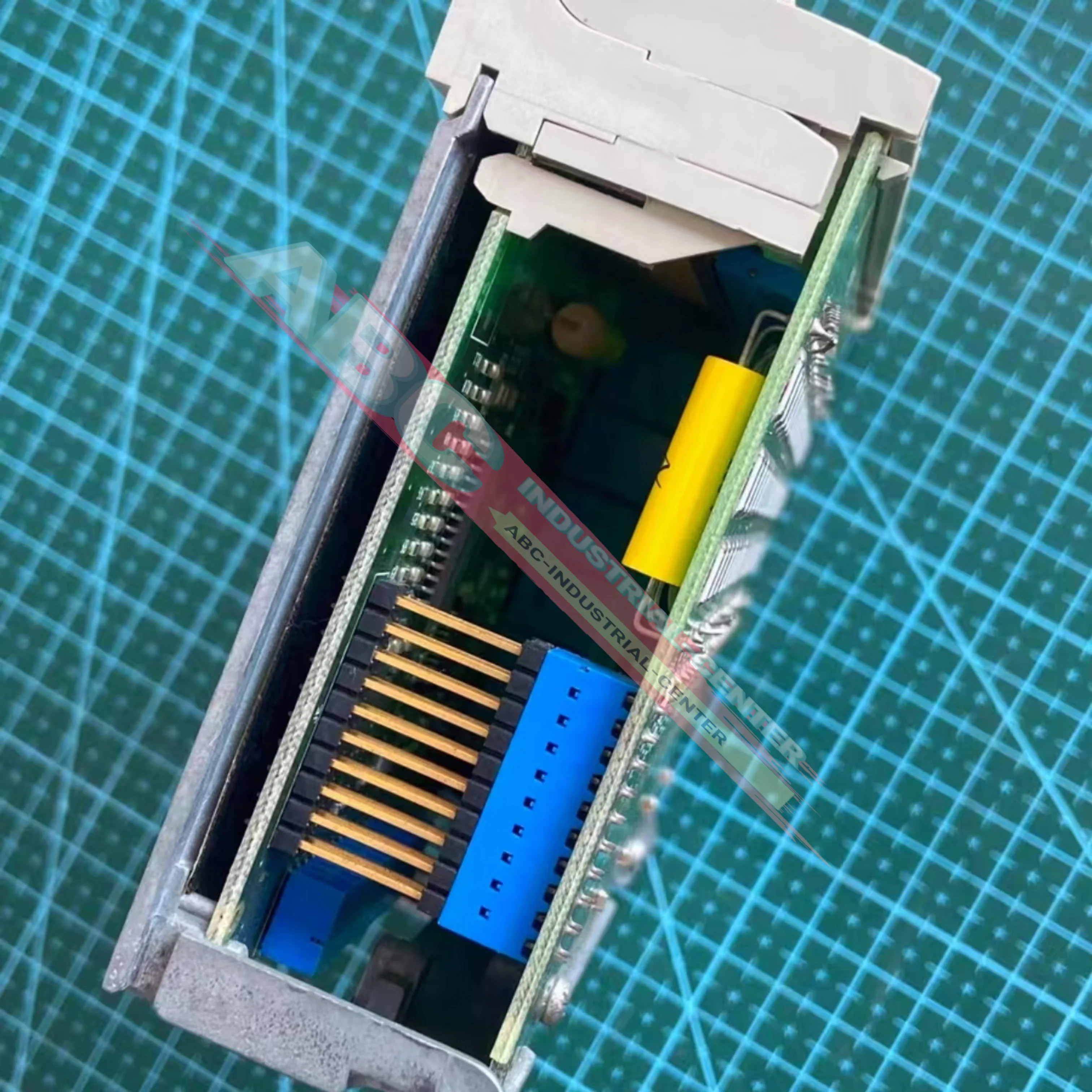 TSX3721001 TSXDMZ28AR 오리지널 PLC 모듈