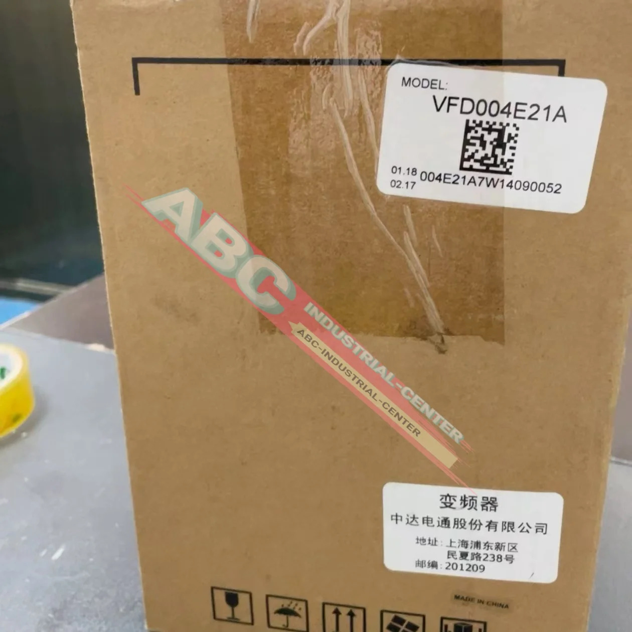 신형 주파수 변환기 VFD007EL43W 오리지널 VFD015M21A