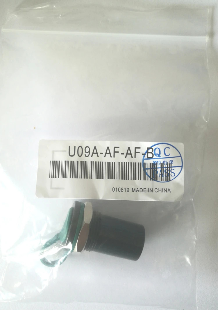 USB 2.0 어댑터 22mm 패널 마운트 U09A-AF-AF-B 산업어댑터 미스미