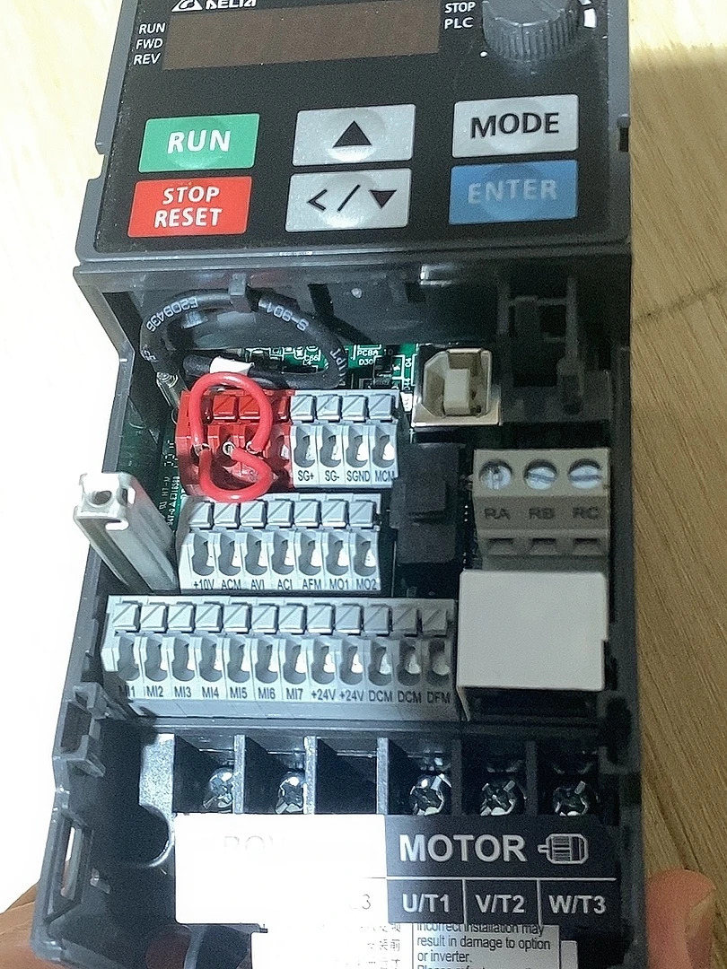 델타 MS 3상 220V 주파수 변환기 VFD2A8/4A8/7A5/11A/17A/25A/33AMS호환23ANSAA VFD2A8MS23ANSAA VFD4A8MS23ANSAA 원본