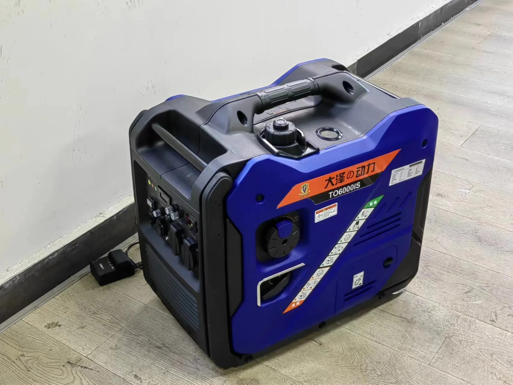3Kw5kw8kw 소형 TO3000IS-Z 4L 3000 rpm 디지털 가변 주파수