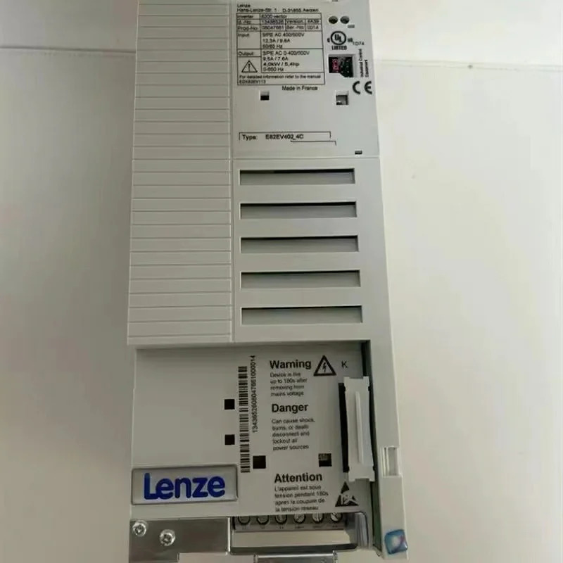 Lenze E82EV402K4C 주파수 변환기 원본