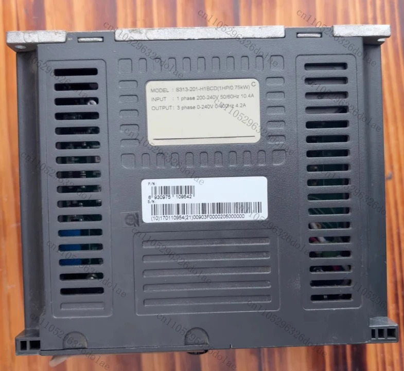 주파수 변환기 S313-201-H1BCD 0.75kW 220V 단상 입력 리퍼 완료