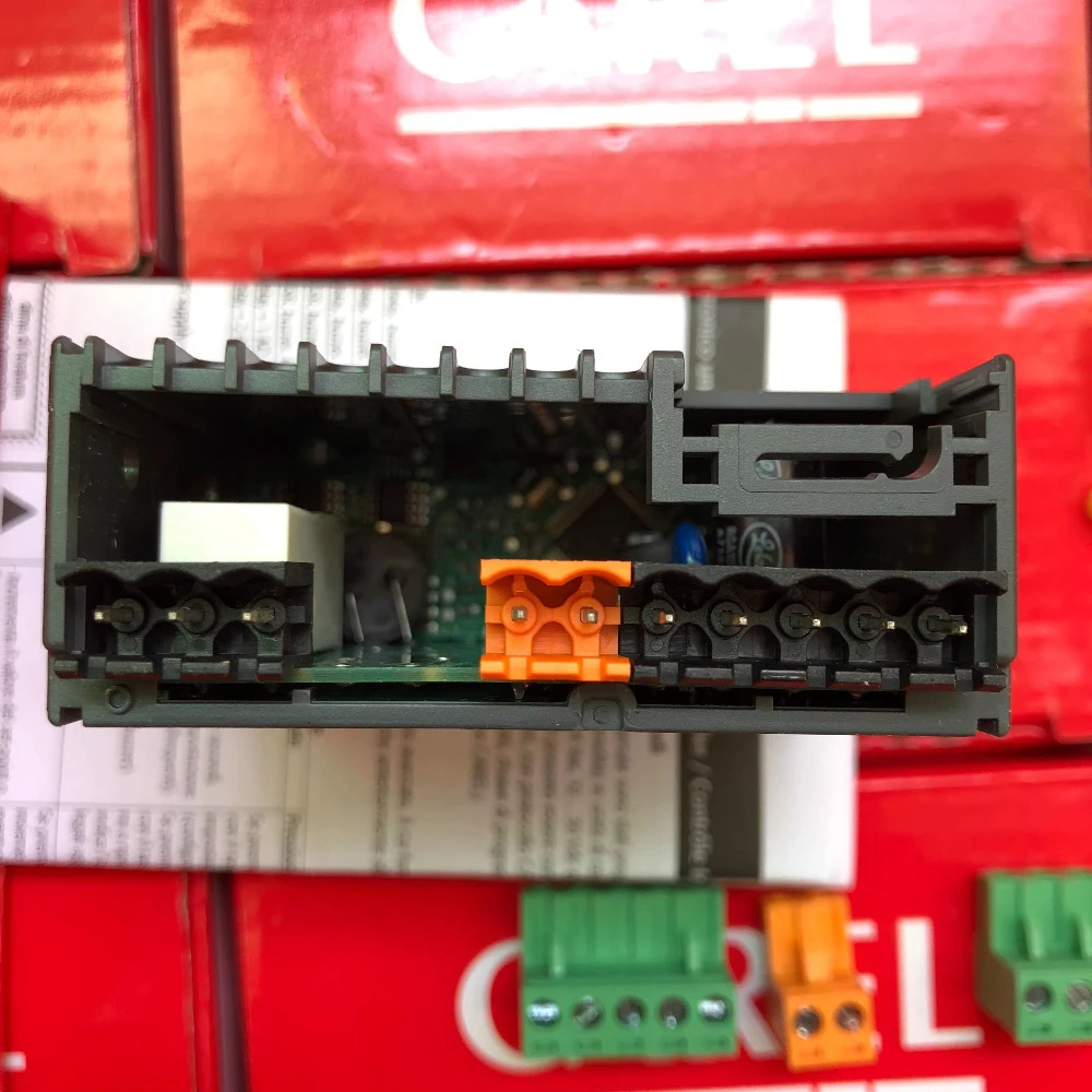 CAREL IR33V7LR20 온도 조절기 새