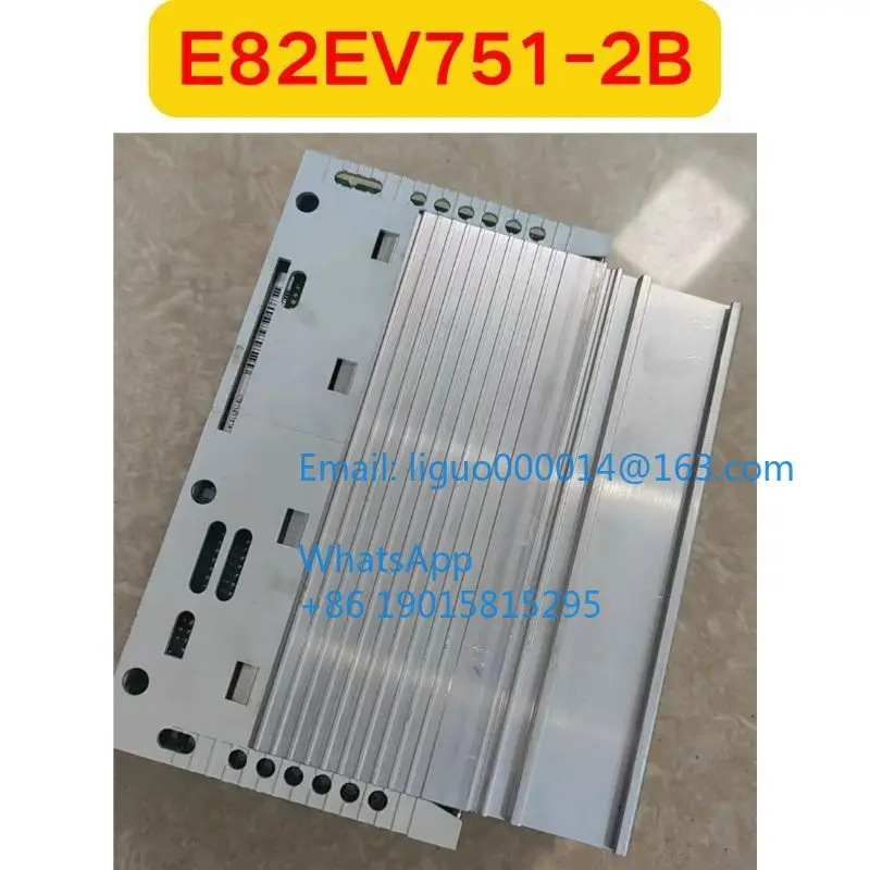 리퍼 E82EV751-2B E82EV7512B 인버터 0.75KW 기능 OK
