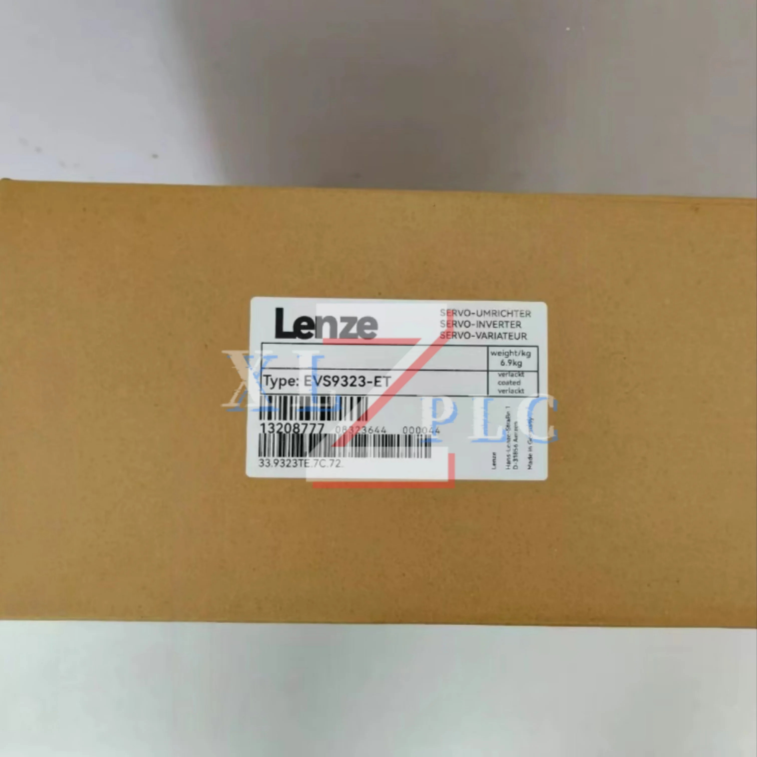 주파수 변환기 EVS9323-EI EVS9323-EIV907 EVS9323-ET EVS9323-ETV004 EVF9323-CVV003 EVF9323-EVV100 신규 입고