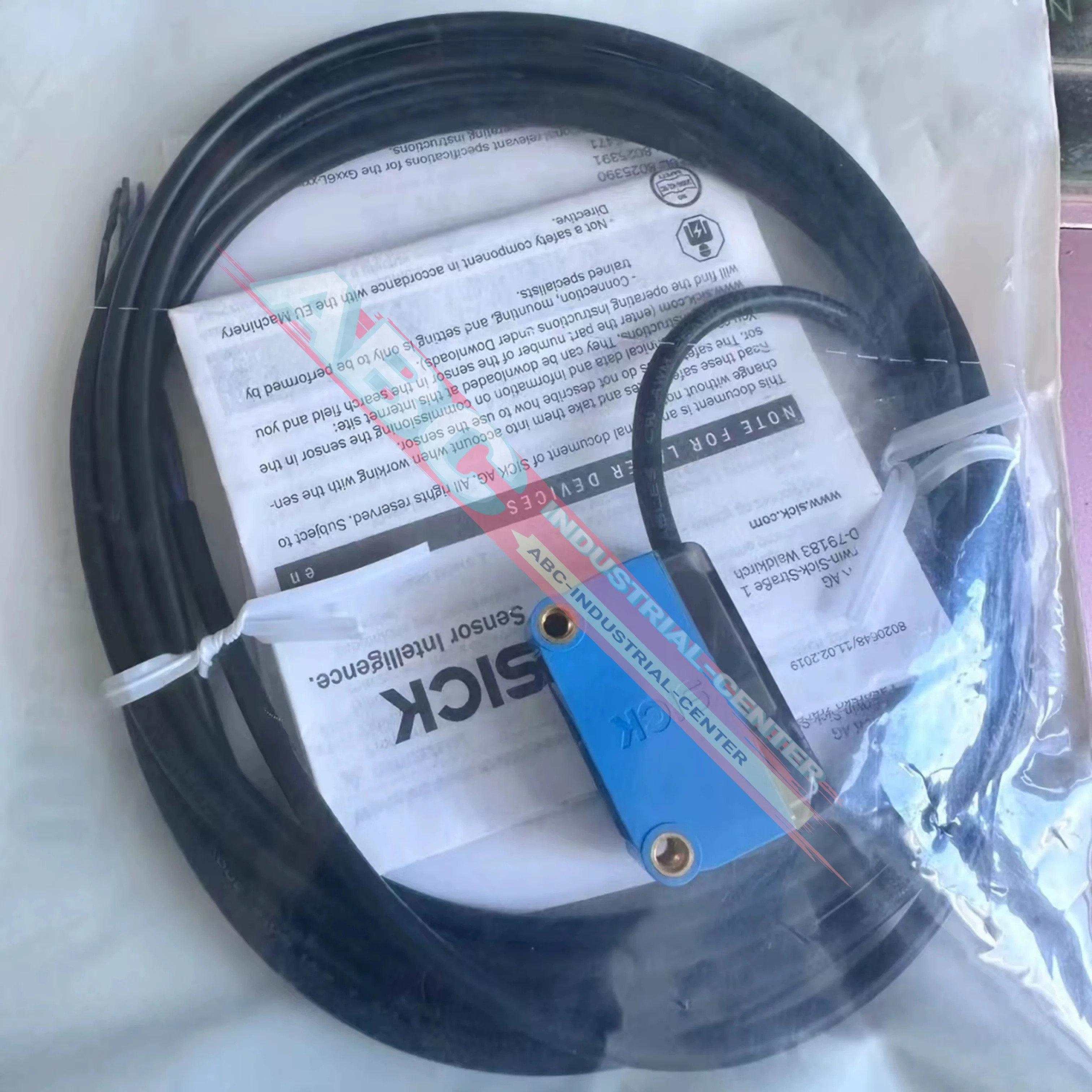 GRSE18-P2447 센서 새 B6L-N1211