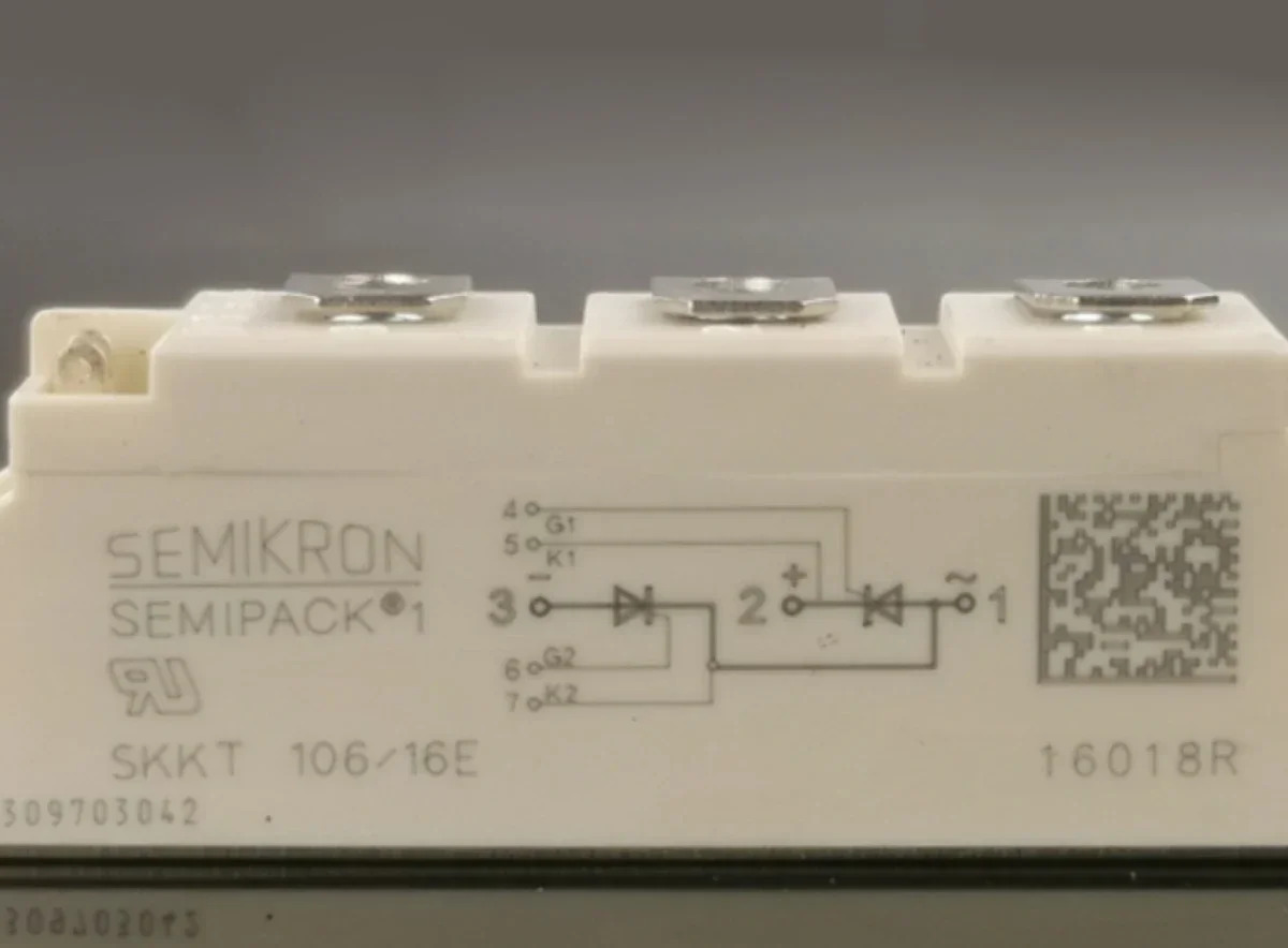 사이리스터 모듈 SEMIKRON SKKT106/16E 200 570 330SKKH162SKKD57