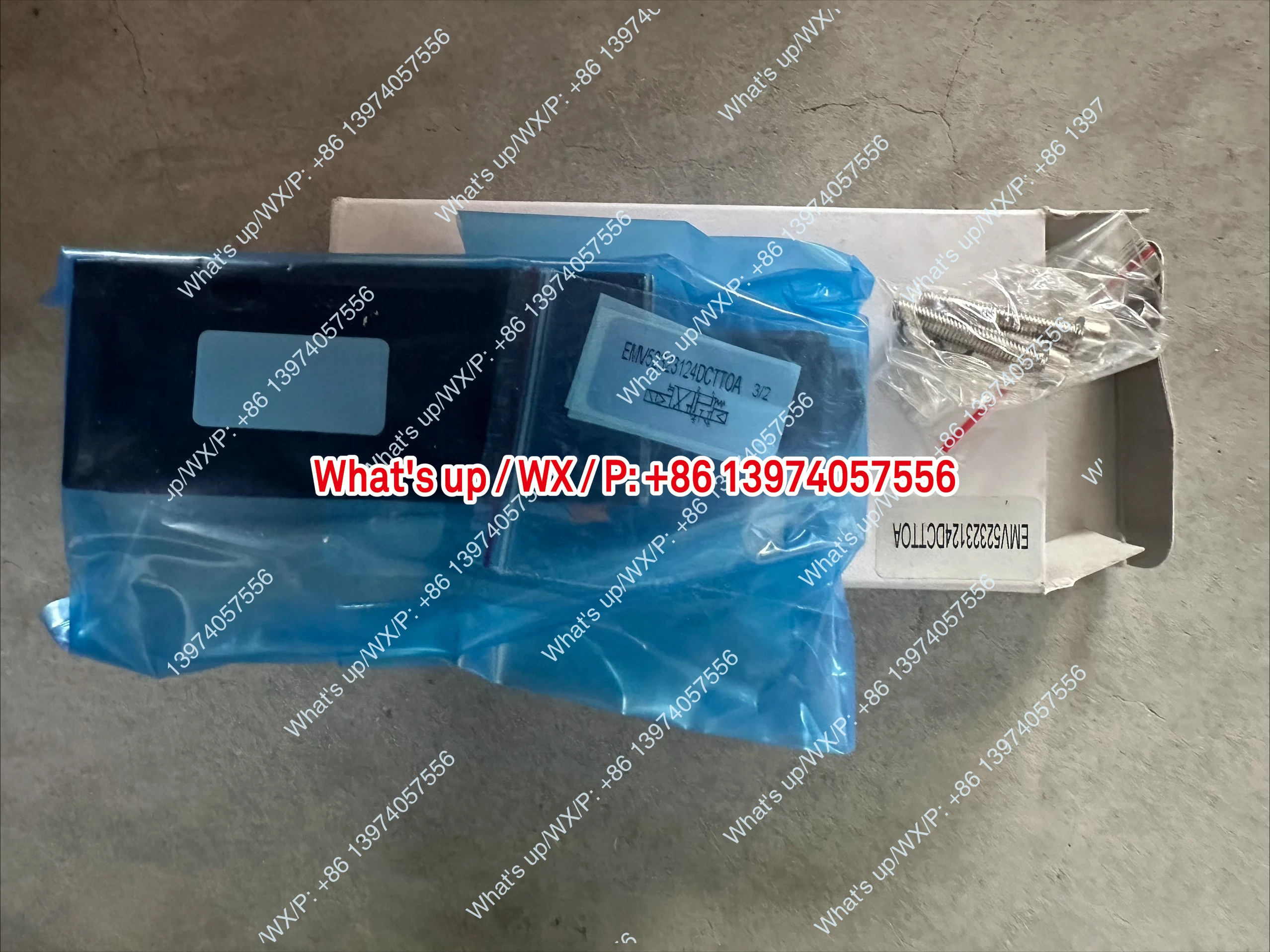 새로 된 오리지널 솔레노이드 밸브 EMV52323124DCTTOA