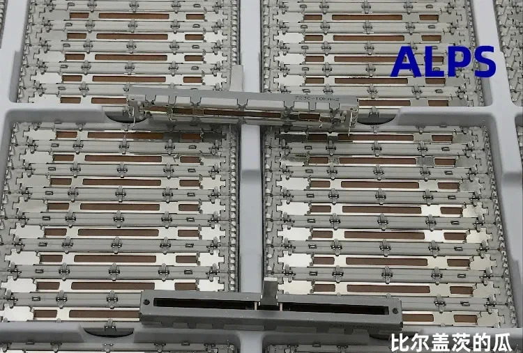 2개 RS60112A600N 듀플렉스 전위차계 10KA 2축 길이 15mm 파이오니어 페이더 스페셜