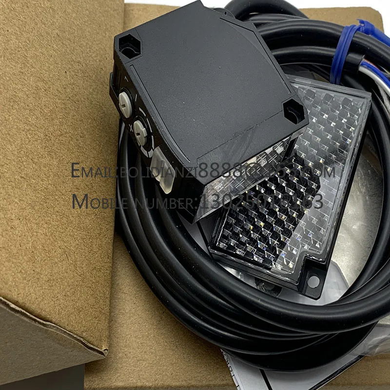 오리지널 E5CN-R2MT-500 온도 컨트롤러 공급