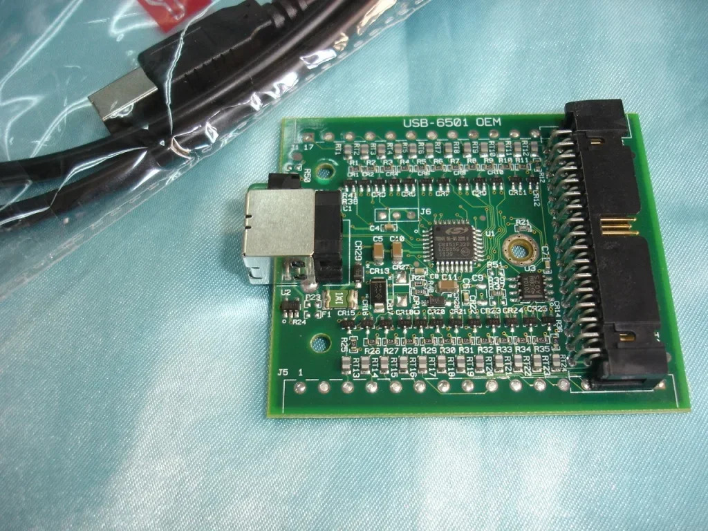 NI USB-6501 OEM 디지털 I/O 장치 19 2317-50 좋은USB 케이블 포함