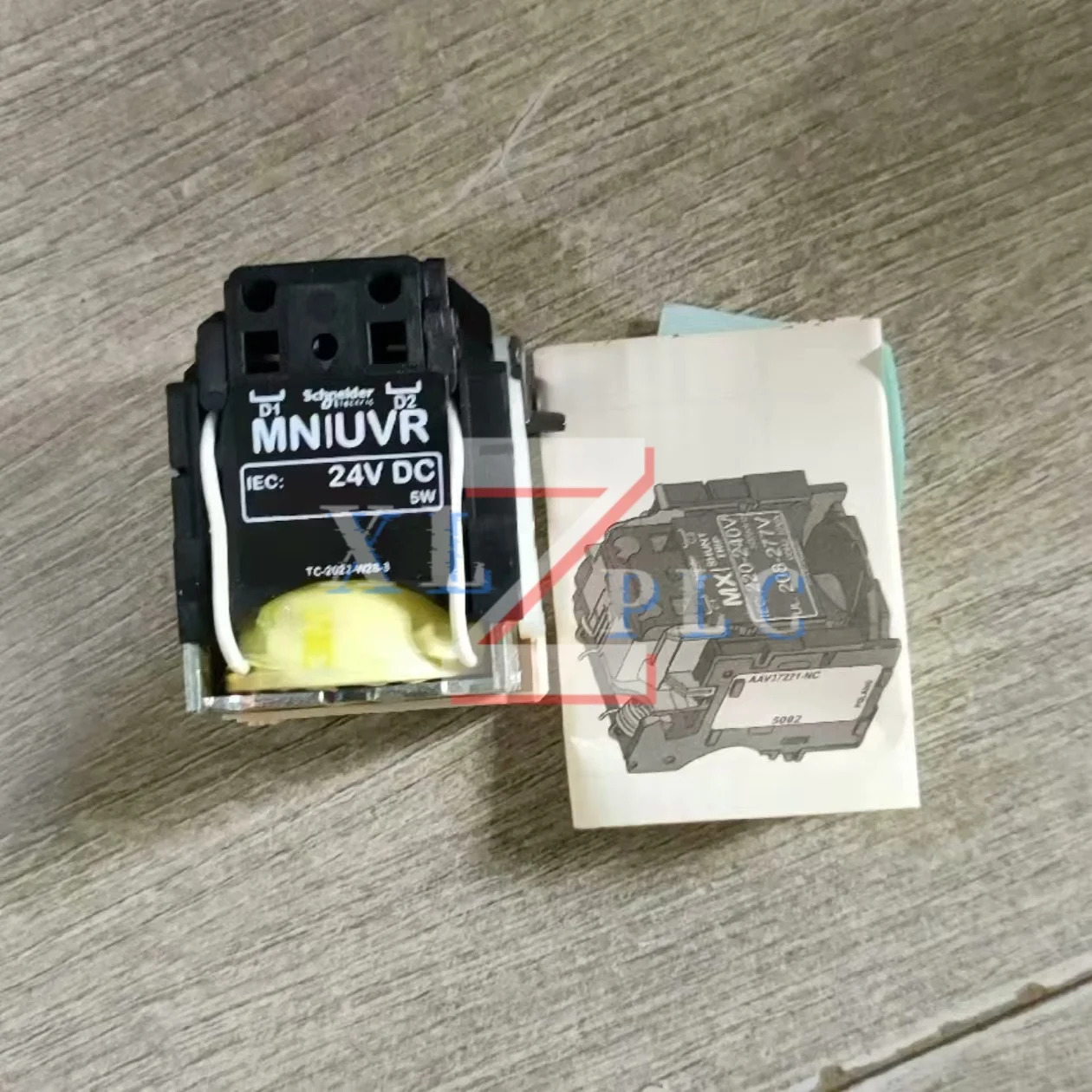 원본 LV429410 LV429840 성형 케이스 전압 트립 코일