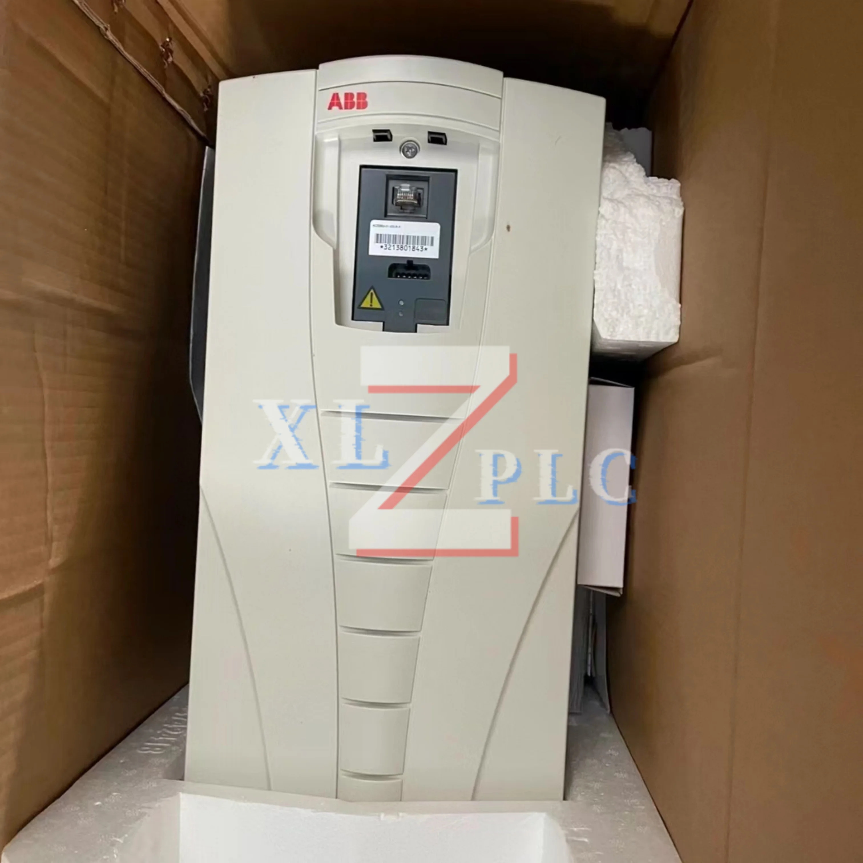 ACS550-01-03A3-4 ACS550-01-04A1-4 인버터