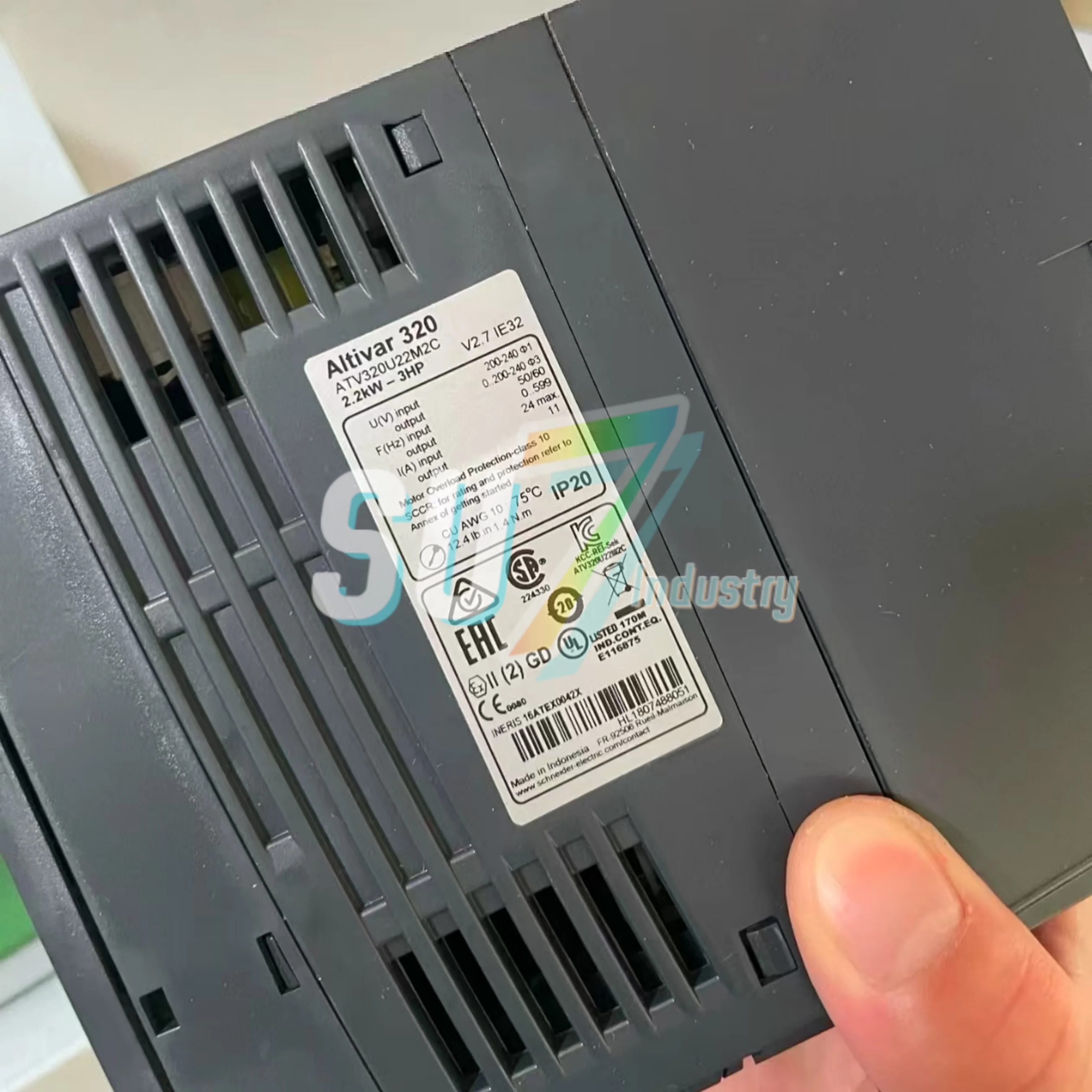 ATV320U22M2C ATV320U30N4B 주파수 변환기 새
