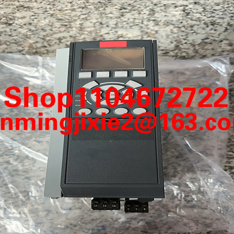 131B0072 FC-302P7K5T5E20H2BGXXXXSXXXXAXBXCXXXXDX 오리지널 주파수 변환기 공급