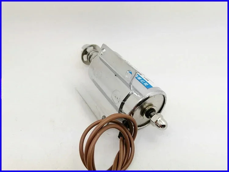 푸시-풀 원형 튜브 전자석 MQ8-3257B 24V 15mm 3Kg 1A 베이스 포함