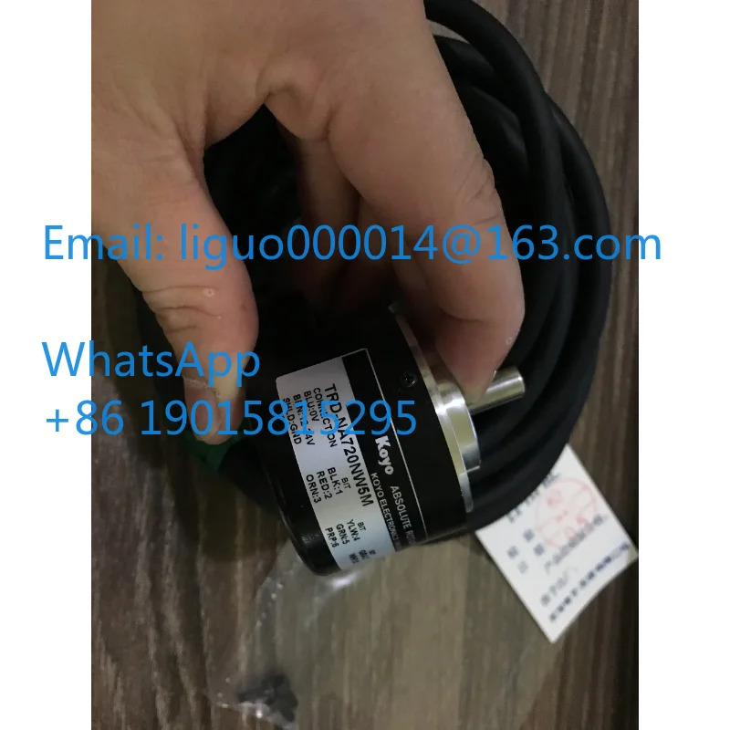 TRD-NA720NW 오리지널 KOYO 절대 실제 광전 로터리 엔코더 TRD-NA720NW5m 12-24V