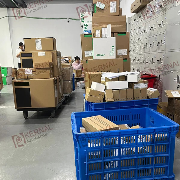 프로그래머블 로직 컨트롤러 PLC 12 입력 8 NPN 출력 AC 전원공급장치 CP1L-L20DT-A