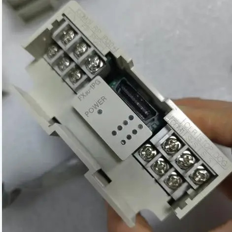 FX3U-1PG 리퍼 기계
