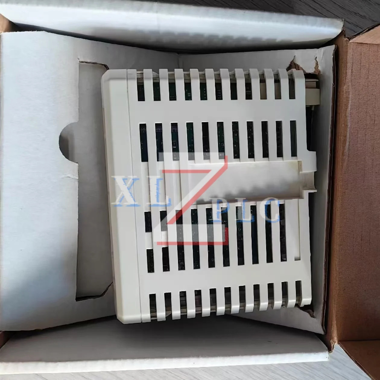 전원 모듈 3BSC610066R1 SD833 3BSE008508R1 DI810 3BSE008510R1 DO810 신규 입고