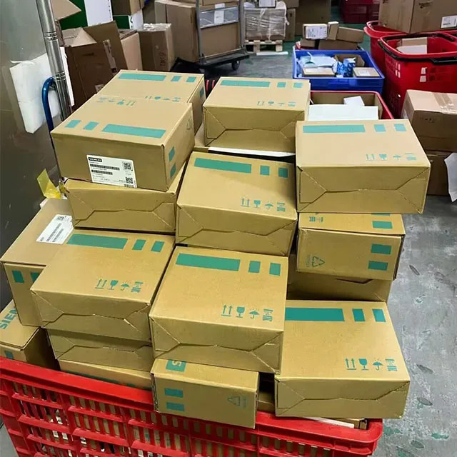 오리지널 ET 200SP PROFINET 인터페이스 모듈 IM 155-6PN 표준 32 I/O 6ES7155-6AU01-0BN0 PLC 전용