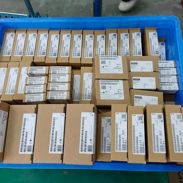 CJ1W-EIP21 PLC 컨트롤러 PAC 전컨트롤러 CJ1W-EIP21/EIP21S
