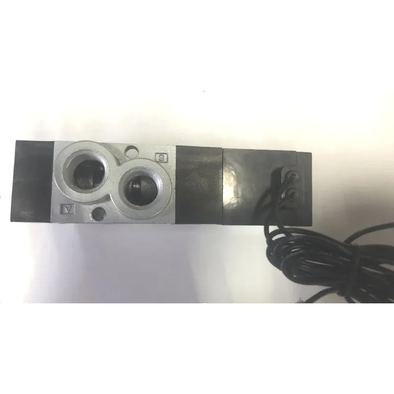 RCS2406 단일 헤드 솔레노이드 밸브 공압 밸브-단일 RCS2406-02-D24L