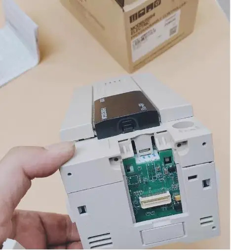 FX3U-48MR/ES-A 리퍼 기계