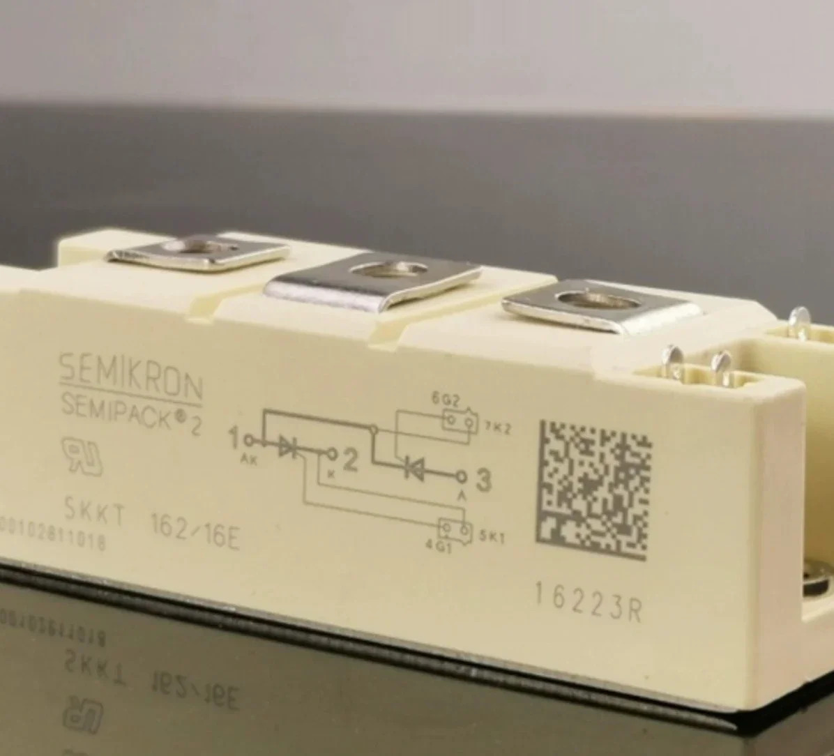 사이리스터 모듈 SEMIKRON SKKT106/16E 200 570 330SKKH162SKKD57