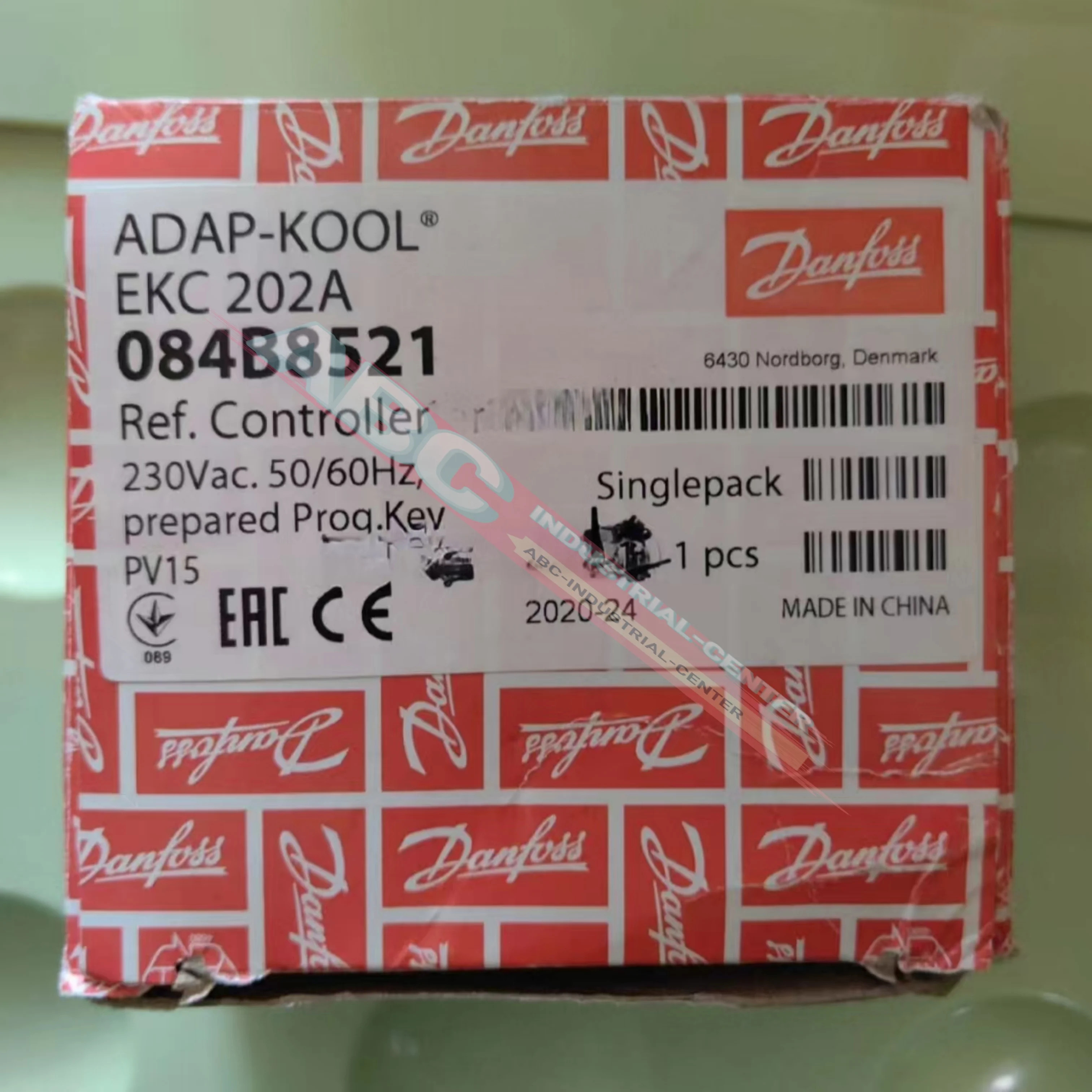 084B8521 EKC202A 084B8522 EKC202B 새 084B8528 AK-CC250A 온도 조절기