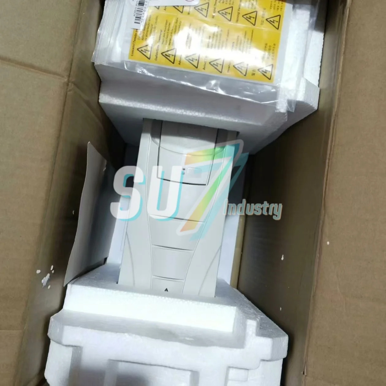 ACS550-01-03A3-4 오리지널 인버터
