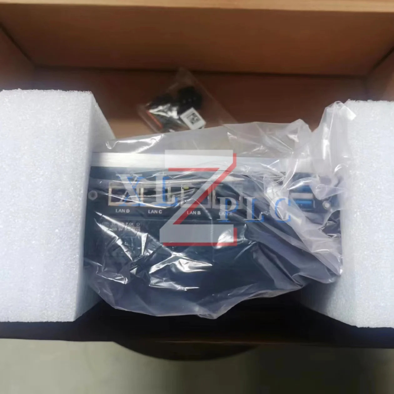 AC801-0221-U0R0 AC810-0122-U0R0 plc 모듈 원본
