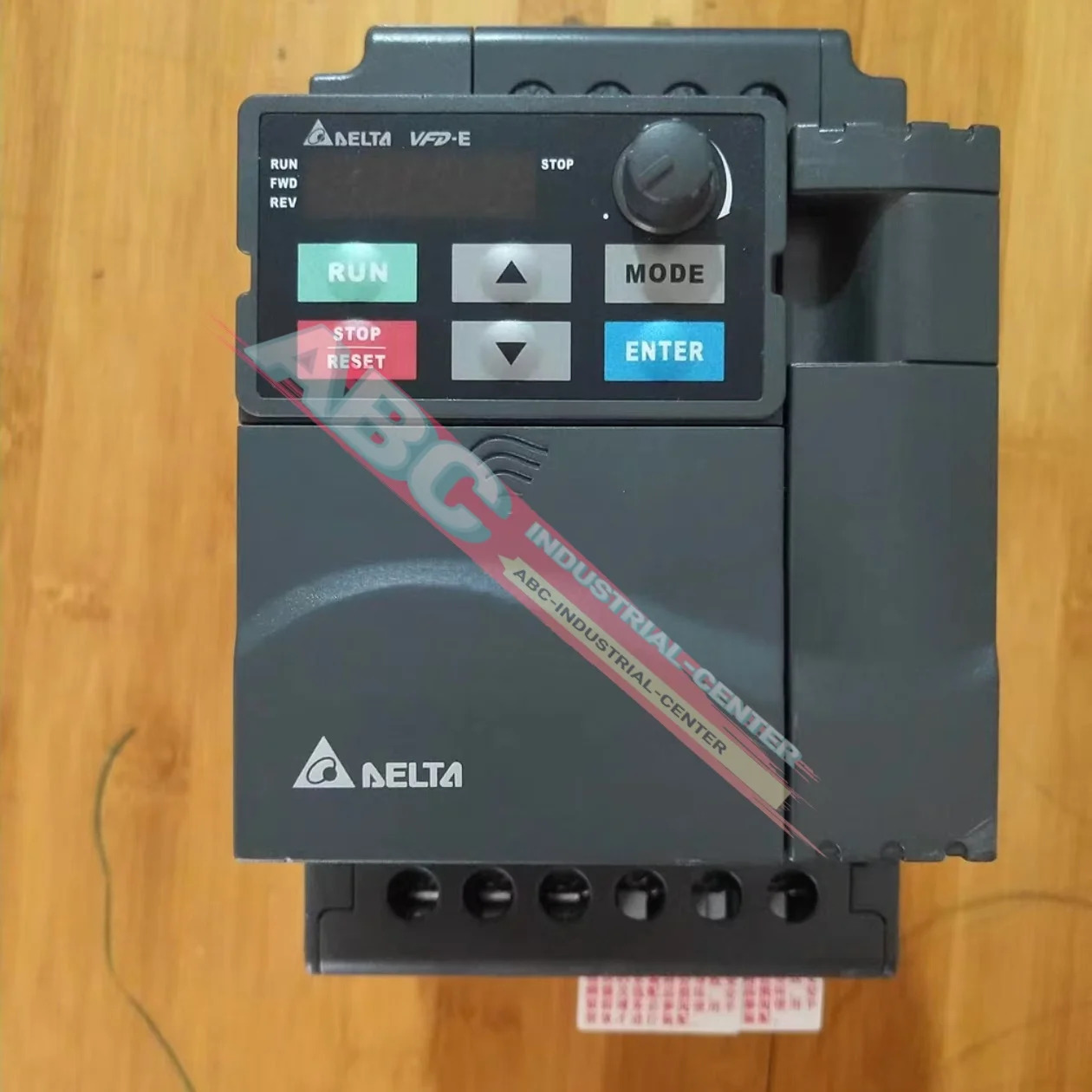 인버터 새 VFD022E43A VFD037E43A