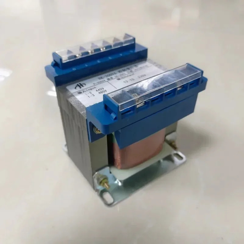 480V220V로 변환하는 단상 제어 절연 변압기 BK-100VA300VA500VA6KW