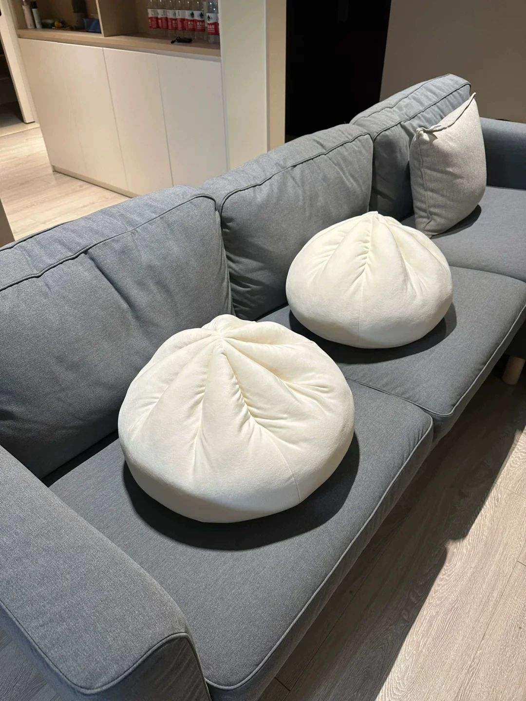 쫄깃하고 부드러운 왕만두 모던 푹신한 심플 베개 거실 찐빵 쿠션 40cmx40cm - 상품 이미지