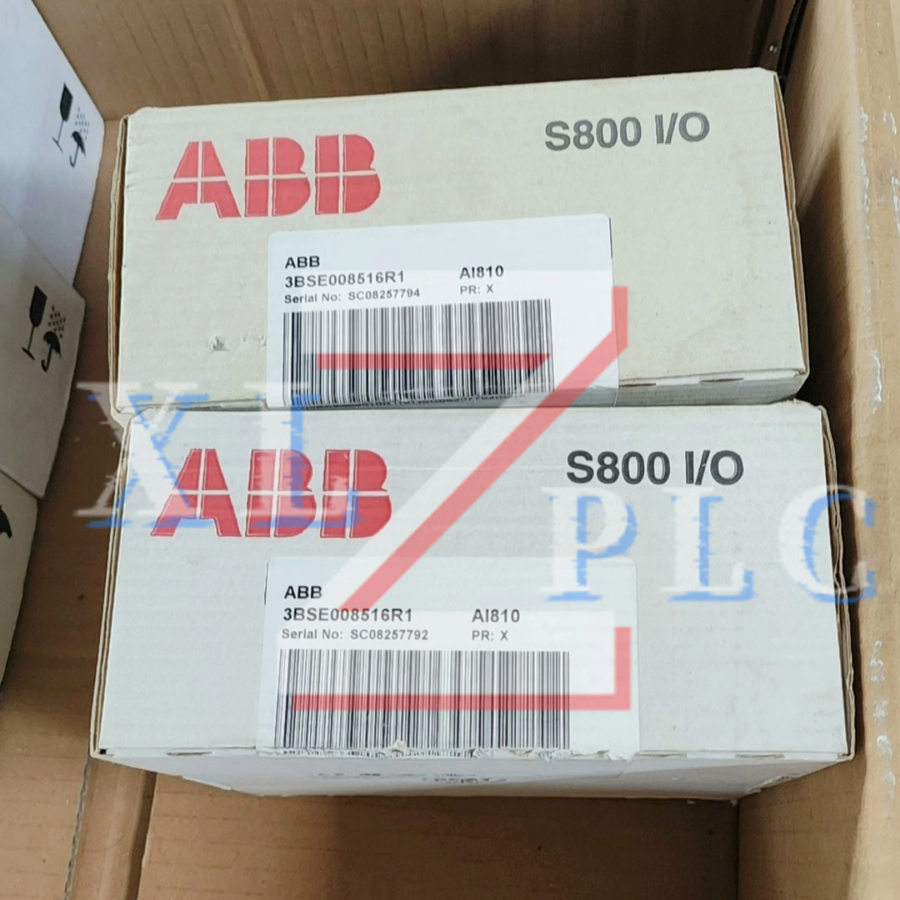 PLC 모듈 AI810 3BSE008516R1 AI810-eA 3BSE008516R2 AI815 3BSE052604R1 AI820 3BSE008544R1 AI830 3BSE00