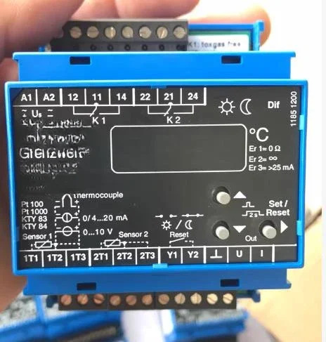온도 제어 릴레이 TR210T224073 분해