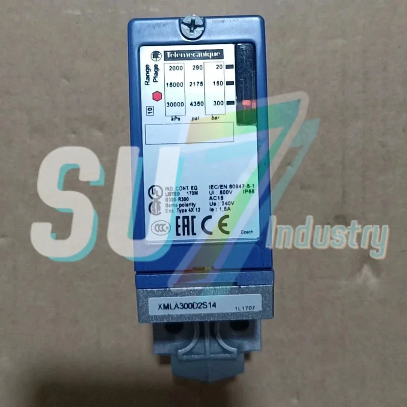 XMLA300D2S11 XMLA300D2S14 XMLA500D2S11 XMLB002A2S11 XMLB004A2S11 XMLB010A2S11오리지널 압력 스위치 - 신