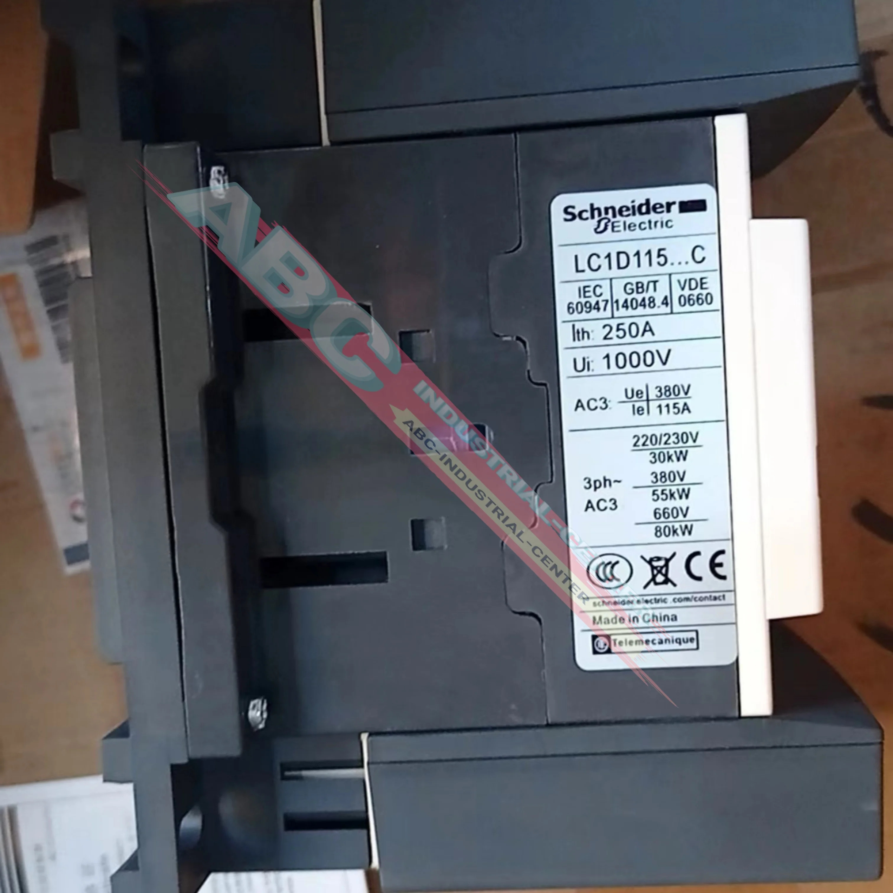 서보 컨트롤러 LC1D11500M7C LXM32CD18N4 내 새