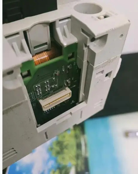 FX3U-32MT/DS 간접 분해입력이 DC 24 볼트 전원공급장치연결