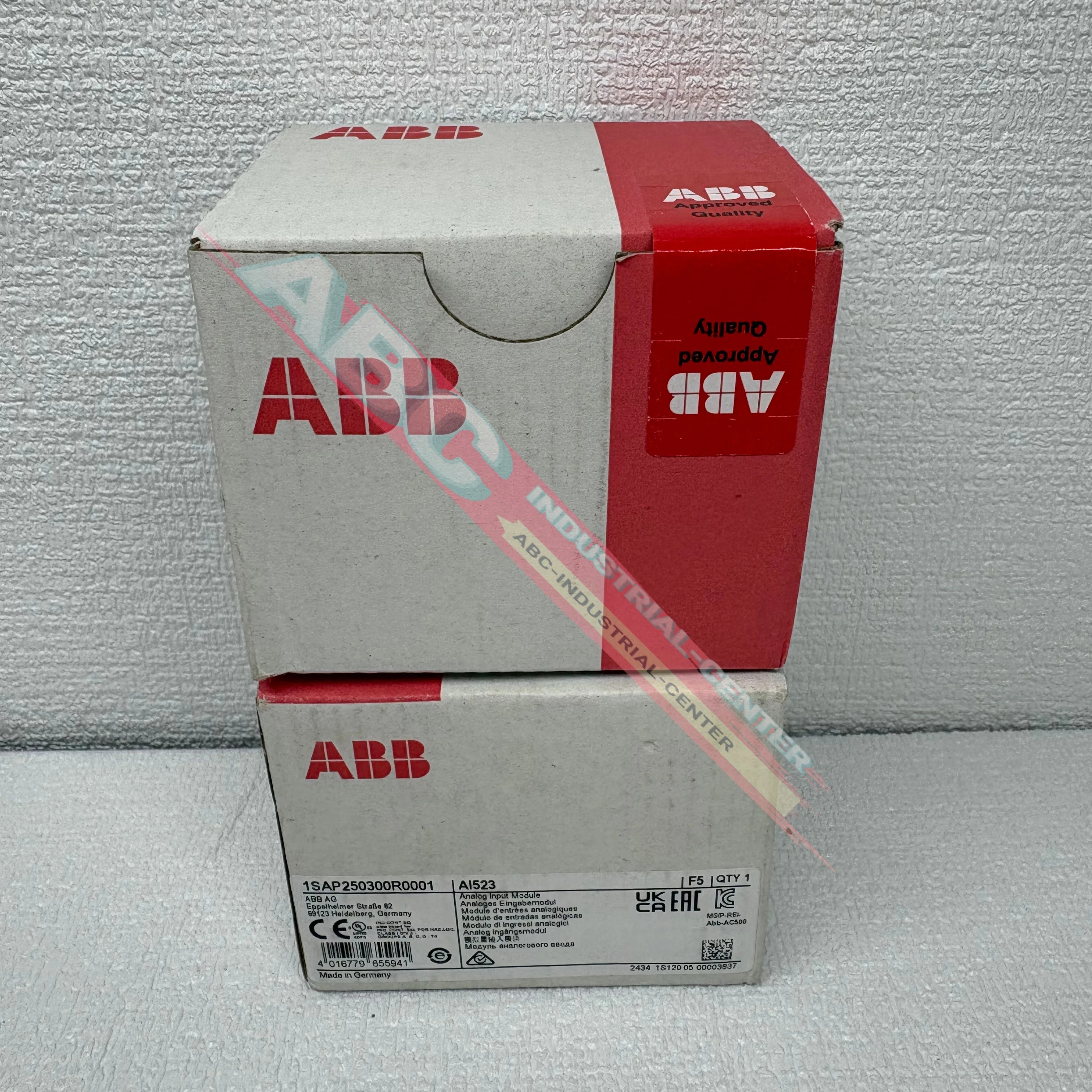새 상품 AI523 1SAP250300R0001 PLC 모듈
