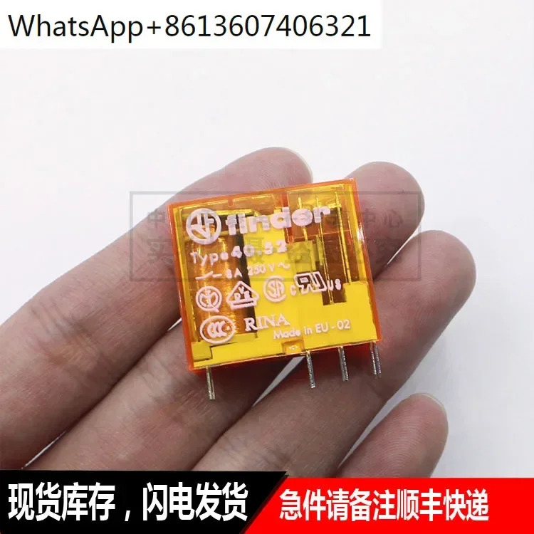 릴레이 40.52 8핀 AC 230V 8A
