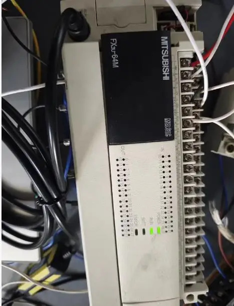 X3u-64MR/ES-A 리퍼 기계