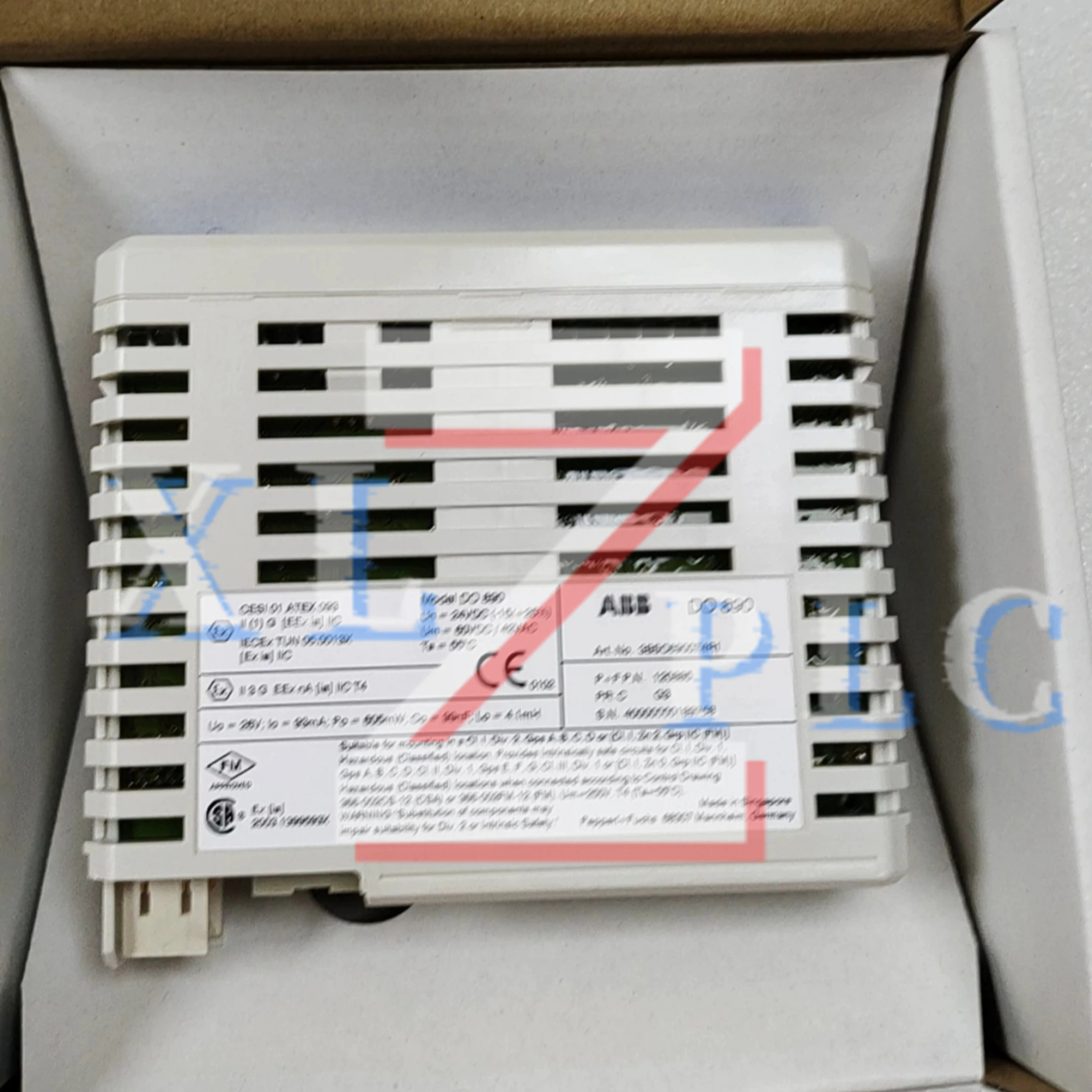 오리지널 PLC 모듈 DO890 3BSC690074R1 DP820 3BSE013228R1 DP840 3BSE028926R1 DX522 1SAP245200R0001 DX571 1