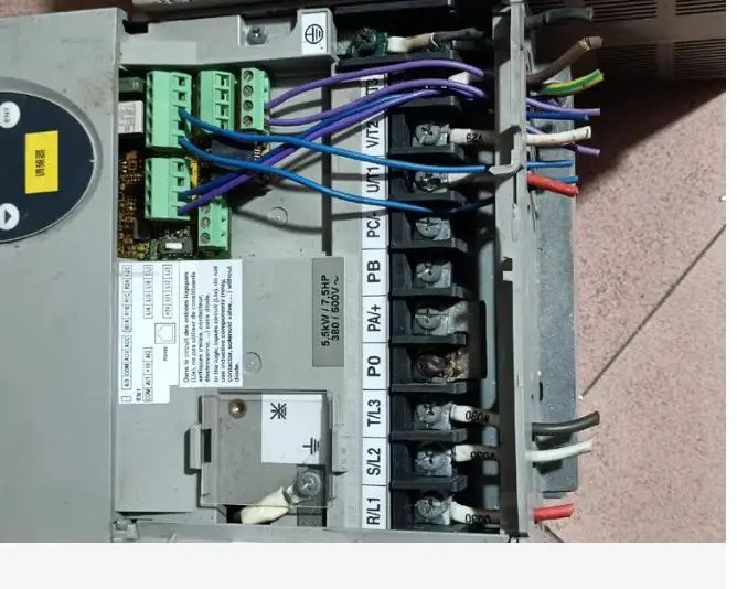 리퍼 분해주파수 변환기 ATV31HU55N4 5.5KW