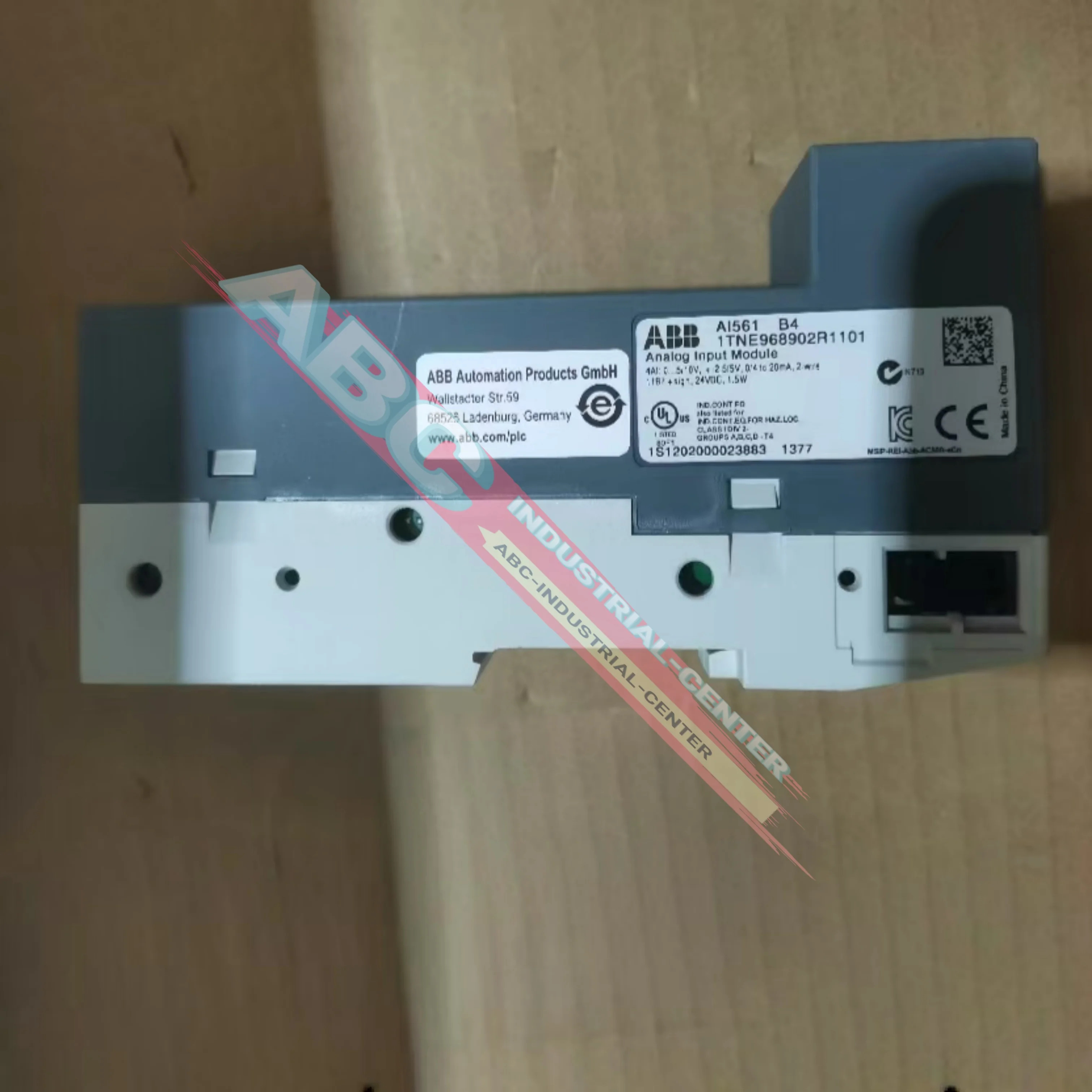 1SAP250300R0001 AI523 1TNE968902R1101 AI561 전원 모듈