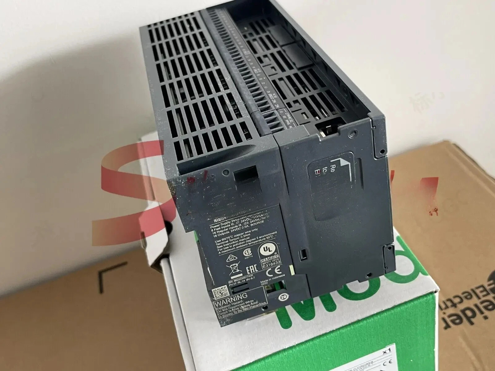 TM241C40T PLC 프로그래밍 컨트롤러는 속도를 제공